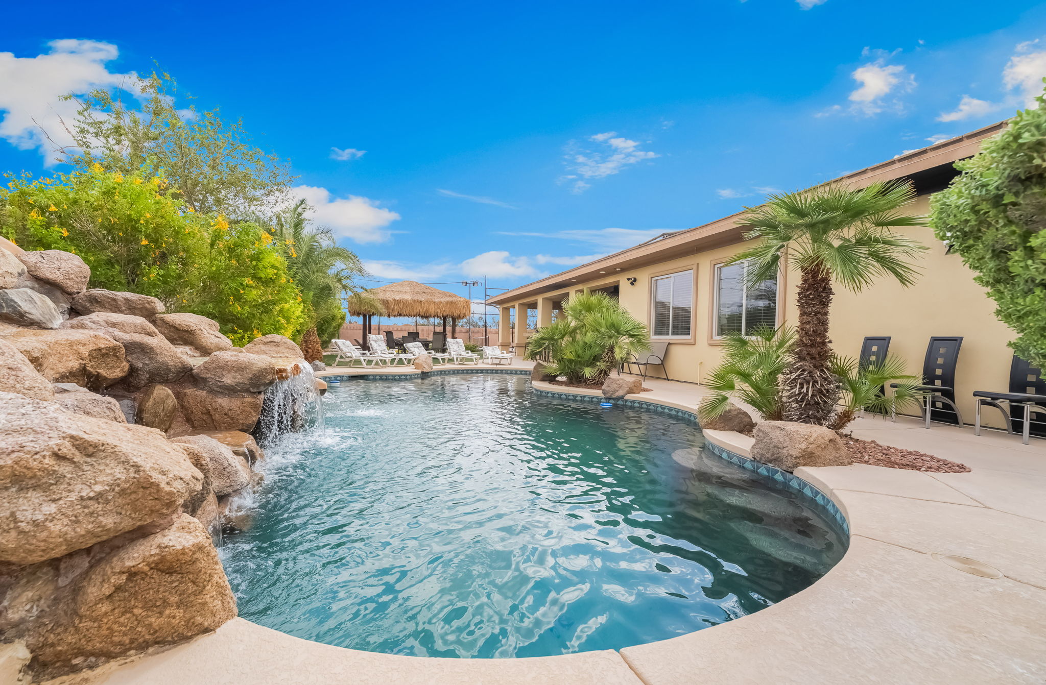 Luxury Mansion, 5 Minutes from Strip! 